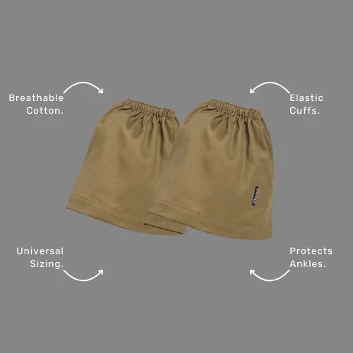 Benefits callout image highlighting BSC 309 boot cover features including durable cotton drill construction, universal fit, and suitability for cleanroom and workshop environments
